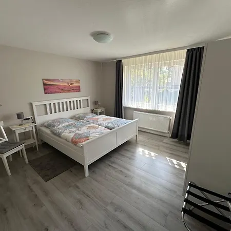 Matthias Schroeder * Bad Bevensen