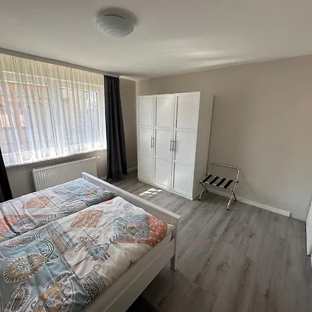 Matthias Schroeder *